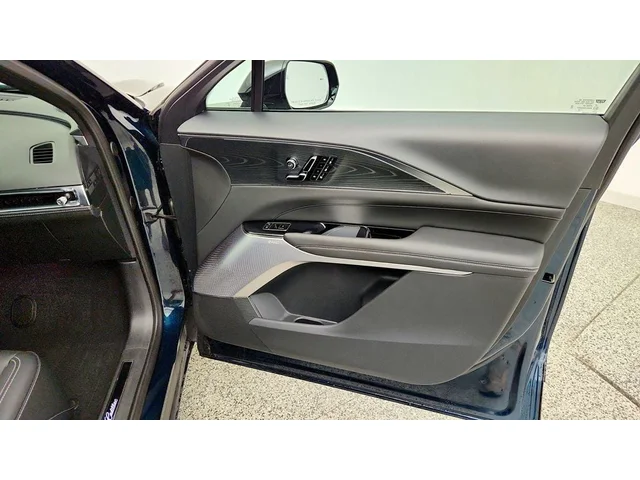 SEMINUEVOS CADILLAC LYRIQ a Estados en autogozo