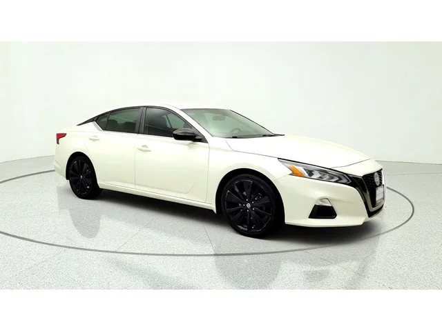 SEMINUEVOS NISSAN Altima a Estados en autogozo