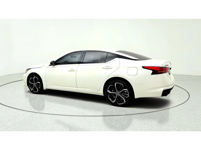 SEMINUEVOS NISSAN Altima a Estados en autogozo