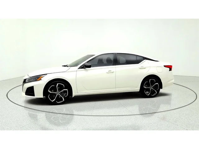 SEMINUEVOS NISSAN Altima a Estados en autogozo