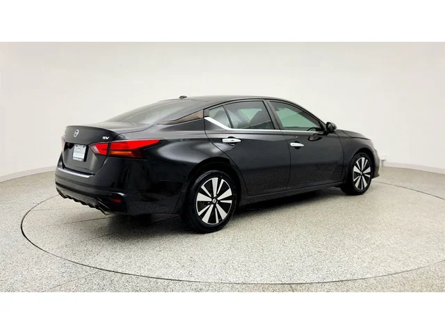 SEMINUEVOS NISSAN Altima a Estados en autogozo