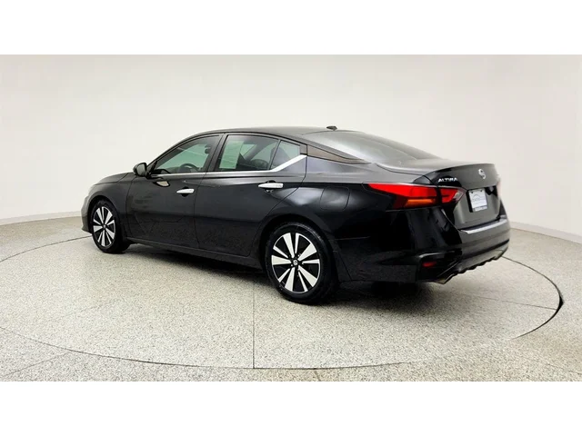 SEMINUEVOS NISSAN Altima a Estados en autogozo