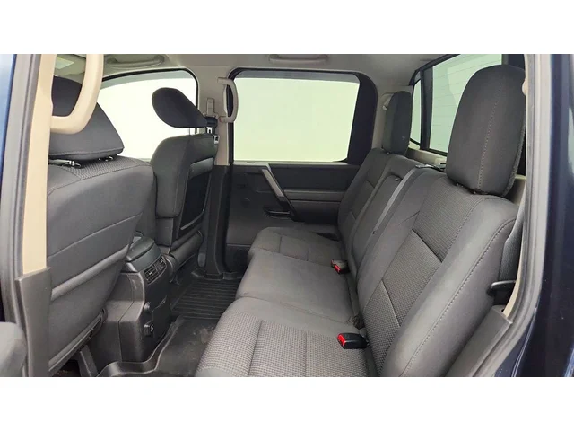 SEMINUEVOS NISSAN Titan a Estados en autogozo