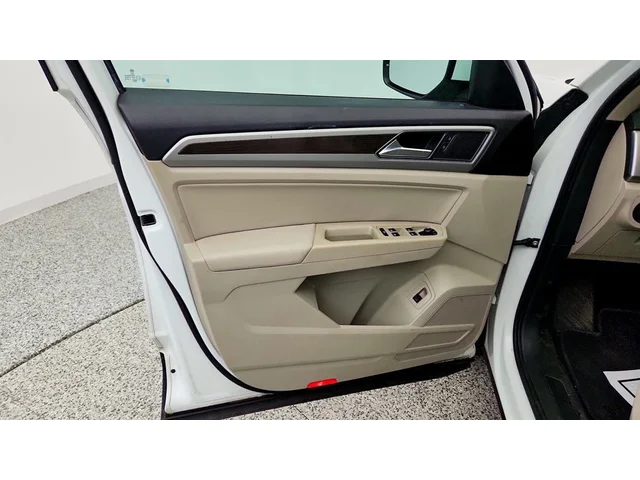 SEMINUEVOS VOLKSWAGEN Atlas a Estados en autogozo
