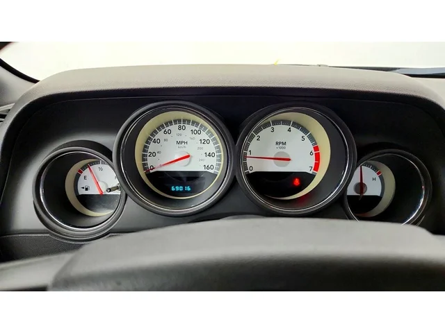 SEMINUEVOS DODGE Challenger a Estados en autogozo
