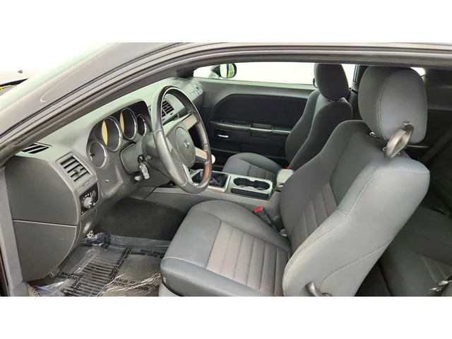 SEMINUEVOS DODGE Challenger a Estados en autogozo