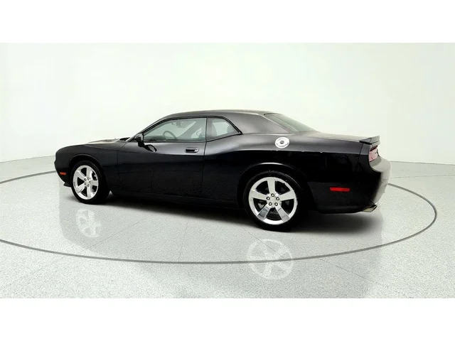 SEMINUEVOS DODGE Challenger a Estados en autogozo