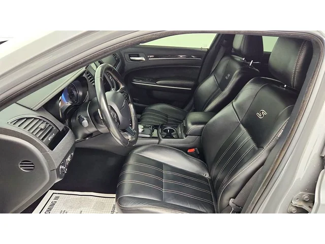 SEMINUEVOS CHRYSLER 300 a Estados en autogozo