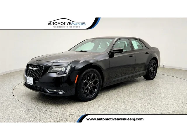 SEMINUEVOS CHRYSLER 300 a Estados en autogozo