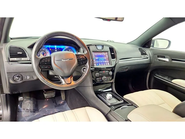 SEMINUEVOS CHRYSLER 300 a Estados en autogozo