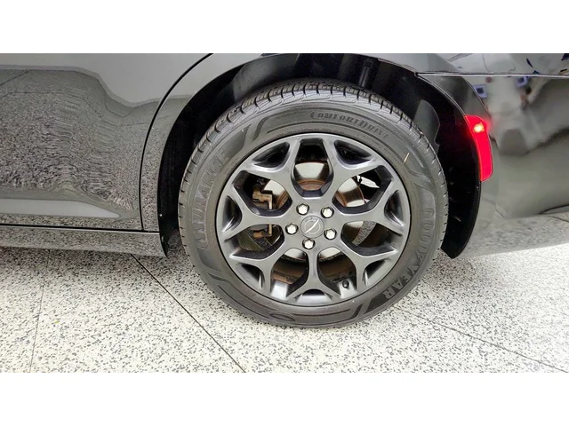 SEMINUEVOS CHRYSLER 300 a Estados en autogozo