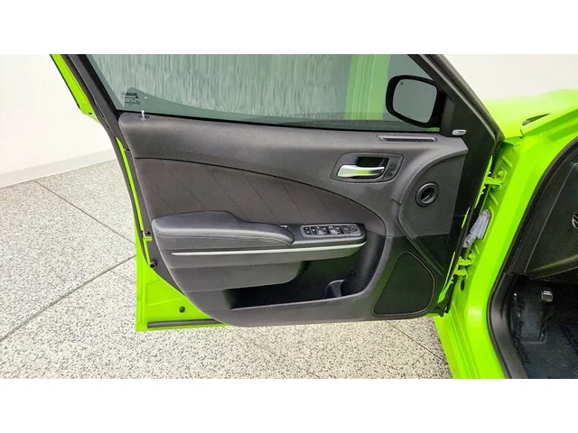 SEMINUEVOS DODGE Charger a Estados en autogozo