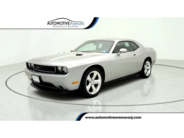 SEMINUEVOS DODGE Challenger a Estados en autogozo