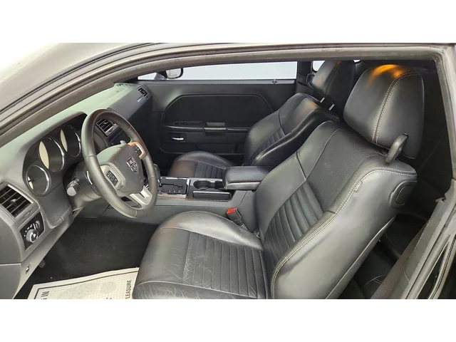 SEMINUEVOS DODGE Challenger a Estados en autogozo