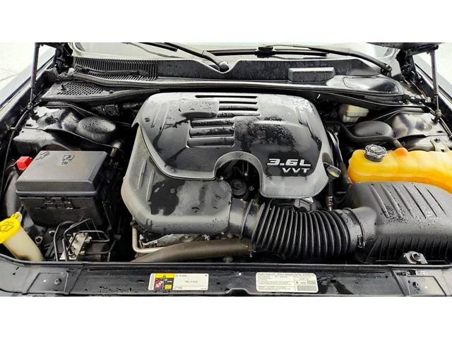 SEMINUEVOS DODGE Challenger a Estados en autogozo