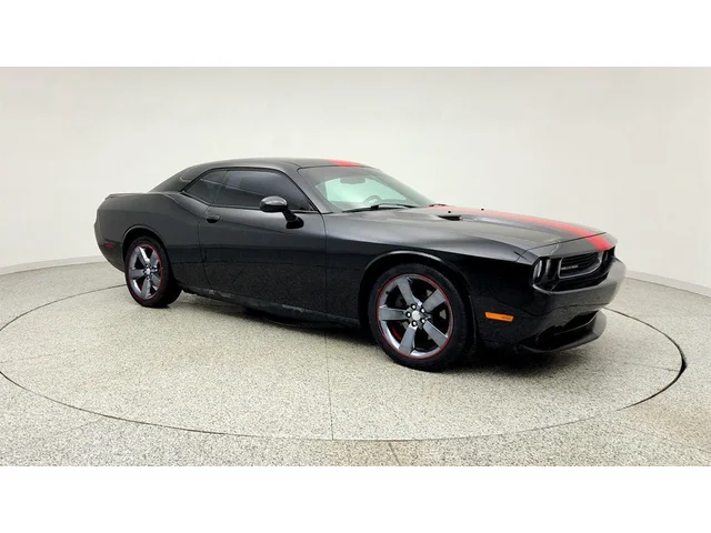 SEMINUEVOS DODGE Challenger a Estados en autogozo