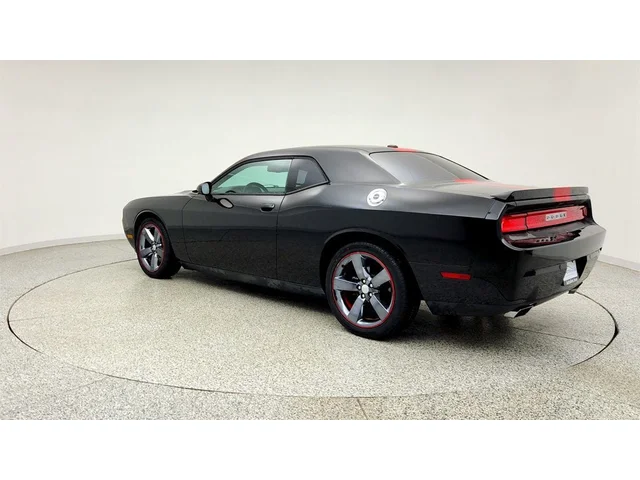 SEMINUEVOS DODGE Challenger a Estados en autogozo