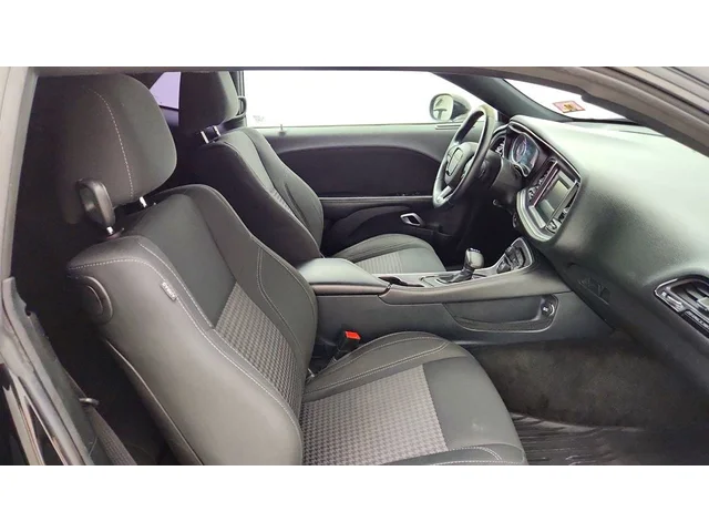 SEMINUEVOS DODGE Challenger a Estados en autogozo