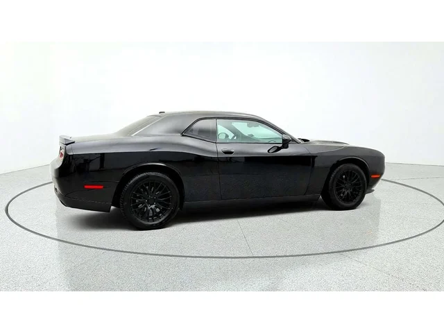 SEMINUEVOS DODGE Challenger a Estados en autogozo