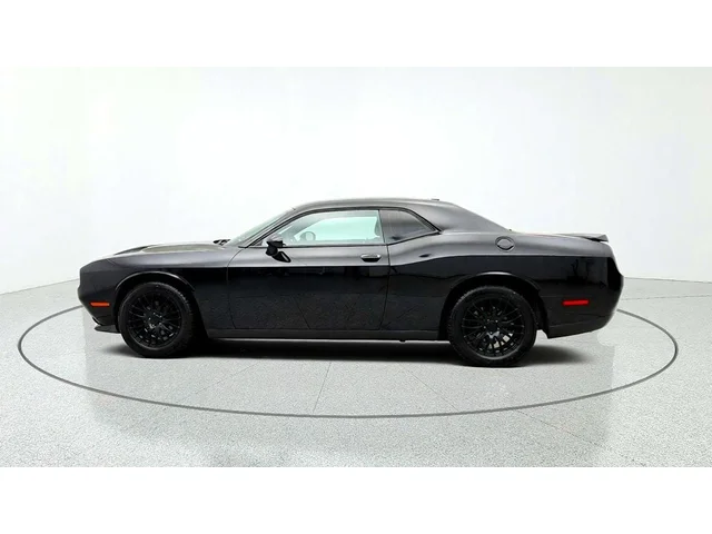 SEMINUEVOS DODGE Challenger a Estados en autogozo