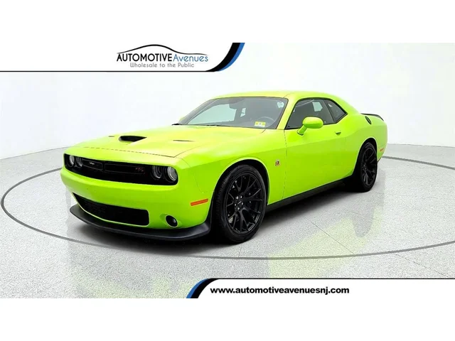 SEMINUEVOS DODGE Challenger a Estados en autogozo