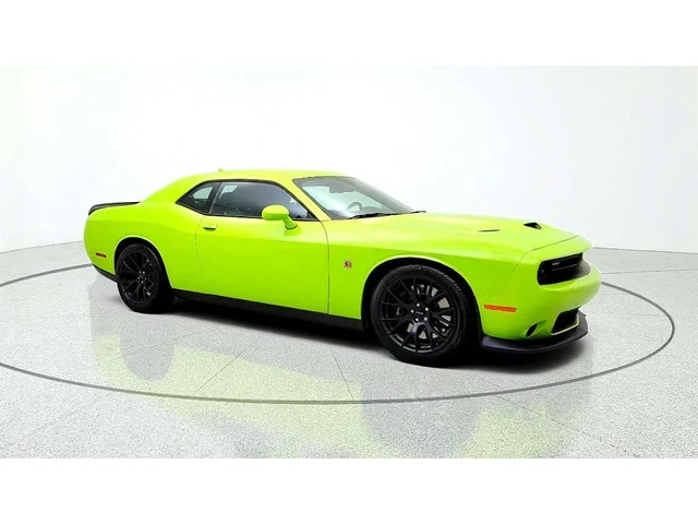 SEMINUEVOS DODGE Challenger a Estados en autogozo