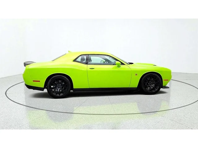 SEMINUEVOS DODGE Challenger a Estados en autogozo