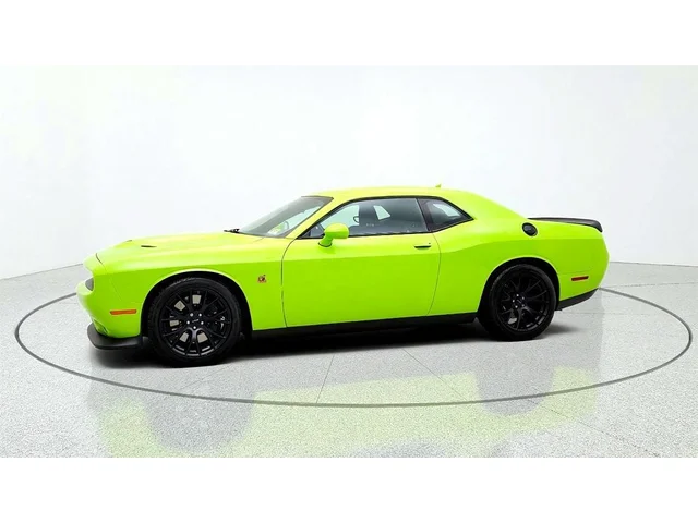 SEMINUEVOS DODGE Challenger a Estados en autogozo