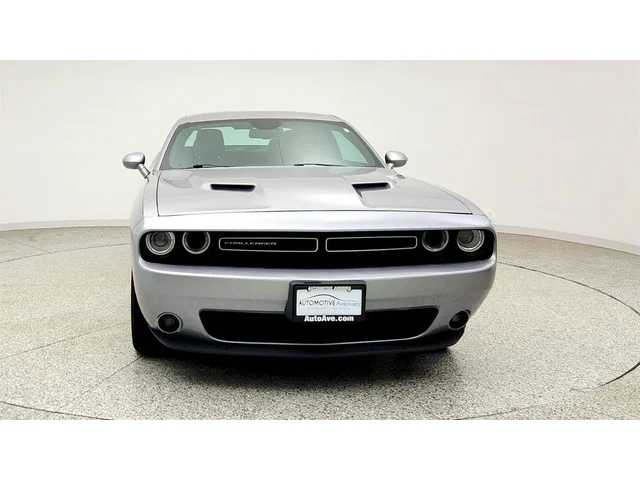 SEMINUEVOS DODGE Challenger a Estados en autogozo
