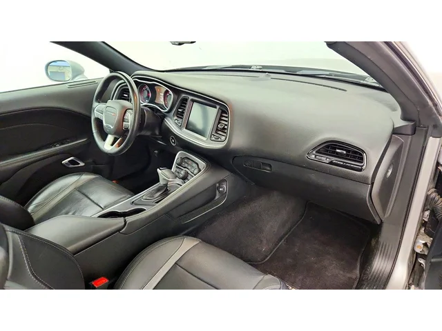 SEMINUEVOS DODGE Challenger a Estados en autogozo
