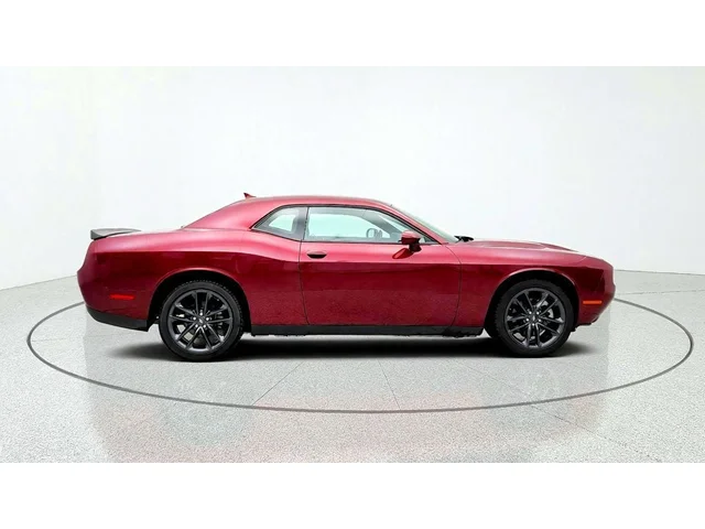 SEMINUEVOS DODGE Challenger a Estados en autogozo