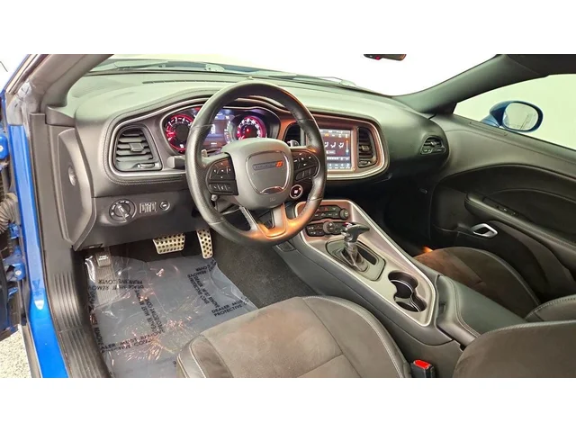 SEMINUEVOS DODGE Challenger a Estados en autogozo