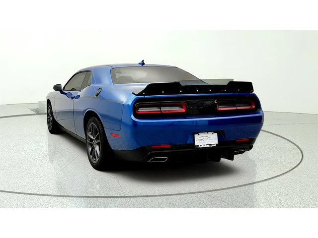 SEMINUEVOS DODGE Challenger a Estados en autogozo