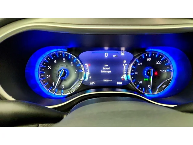 SEMINUEVOS CHRYSLER Pacifica a Estados en autogozo
