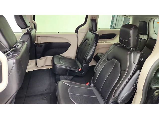SEMINUEVOS CHRYSLER Pacifica a Estados en autogozo