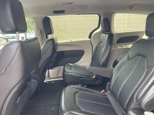 SEMINUEVOS CHRYSLER PACIFICA a Estados en autogozo