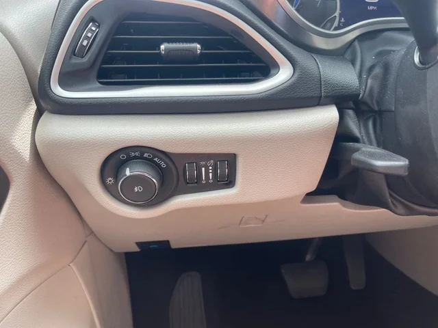SEMINUEVOS CHRYSLER PACIFICA a Estados en autogozo