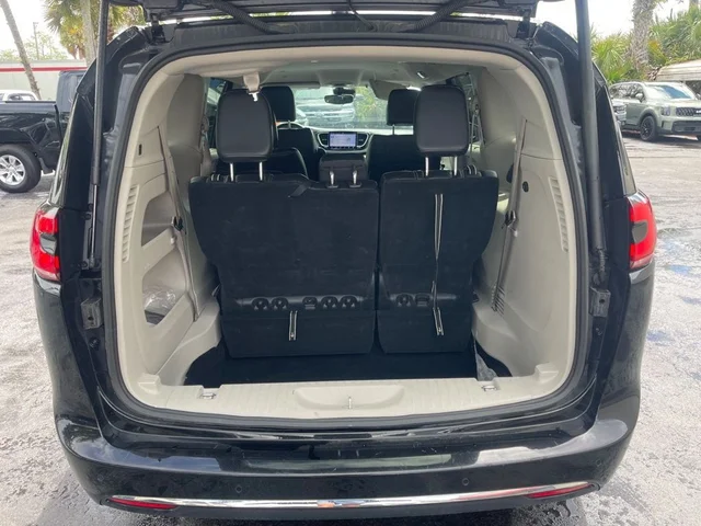 SEMINUEVOS CHRYSLER PACIFICA a Estados en autogozo