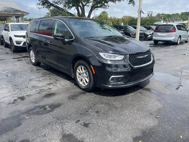 SEMINUEVOS CHRYSLER PACIFICA a Estados en autogozo