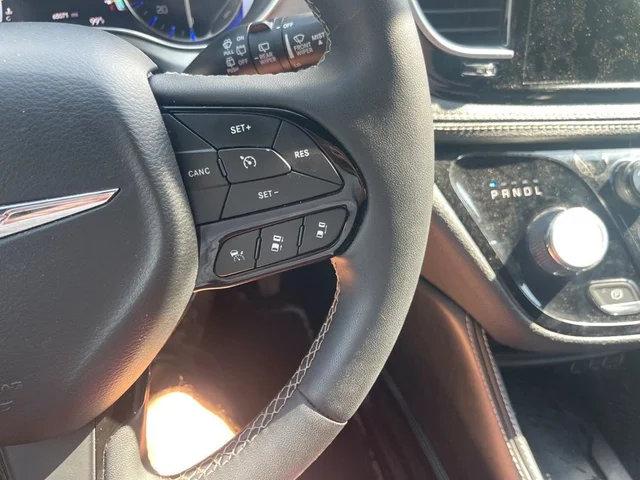 SEMINUEVOS CHRYSLER PACIFICA a Estados en autogozo