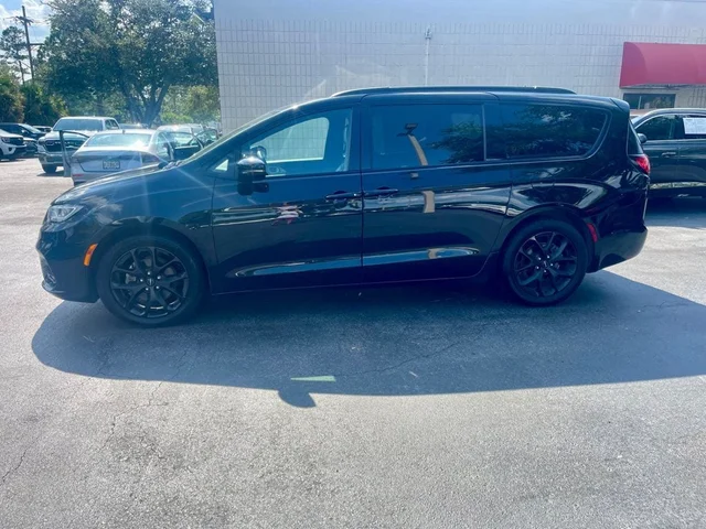 SEMINUEVOS CHRYSLER PACIFICA a Estados en autogozo