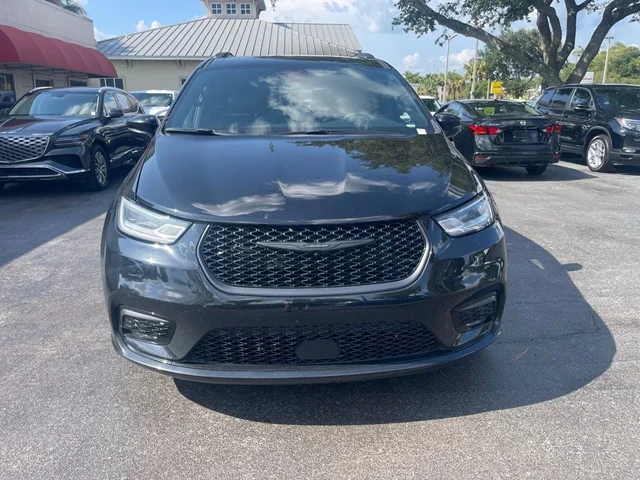 SEMINUEVOS CHRYSLER PACIFICA a Estados en autogozo