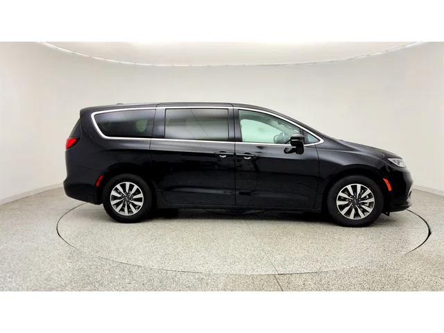 SEMINUEVOS CHRYSLER Pacifica a Estados en autogozo