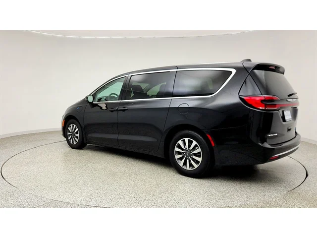 SEMINUEVOS CHRYSLER Pacifica a Estados en autogozo