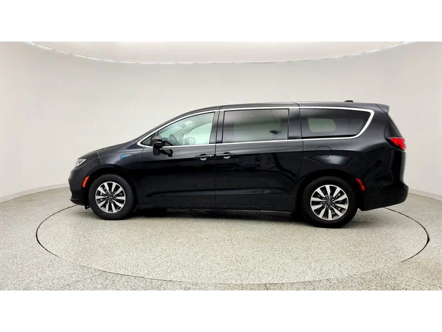 SEMINUEVOS CHRYSLER Pacifica a Estados en autogozo