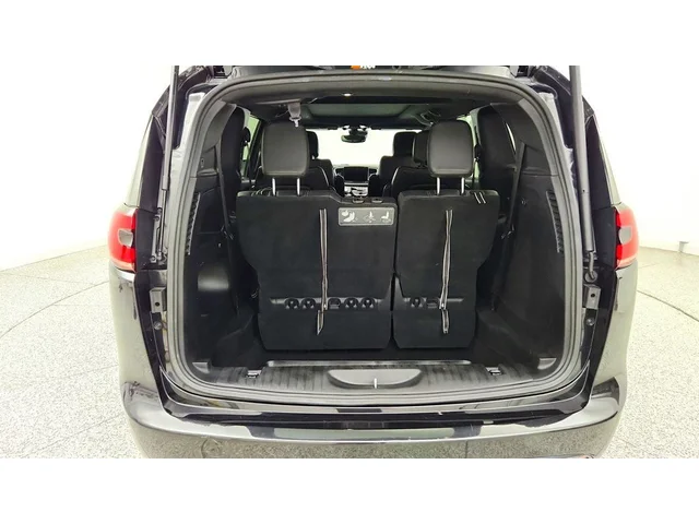SEMINUEVOS CHRYSLER Pacifica a Estados en autogozo