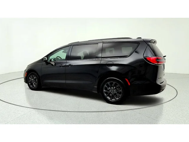 SEMINUEVOS CHRYSLER Pacifica a Estados en autogozo