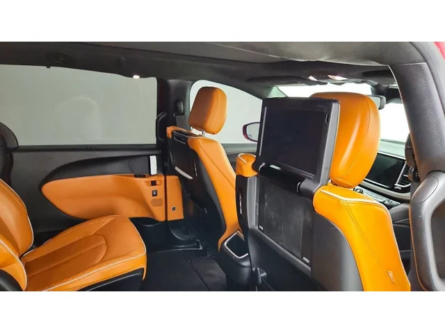 SEMINUEVOS CHRYSLER Pacifica a Estados en autogozo