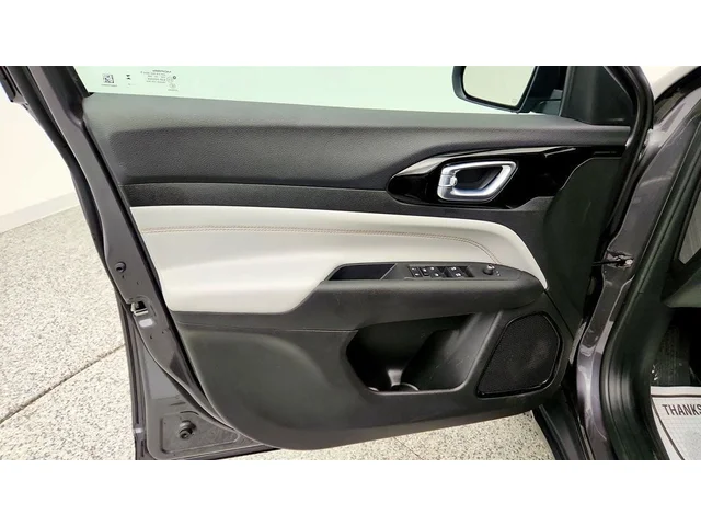 SEMINUEVOS JEEP Compass a Estados en autogozo