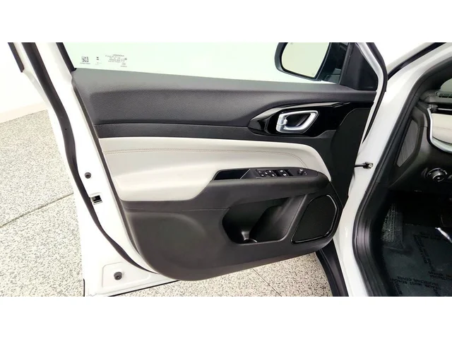 SEMINUEVOS JEEP Compass a Estados en autogozo